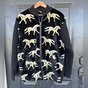 Tsunami Fleece & Wool Wild Horses Zip front Jacket Large